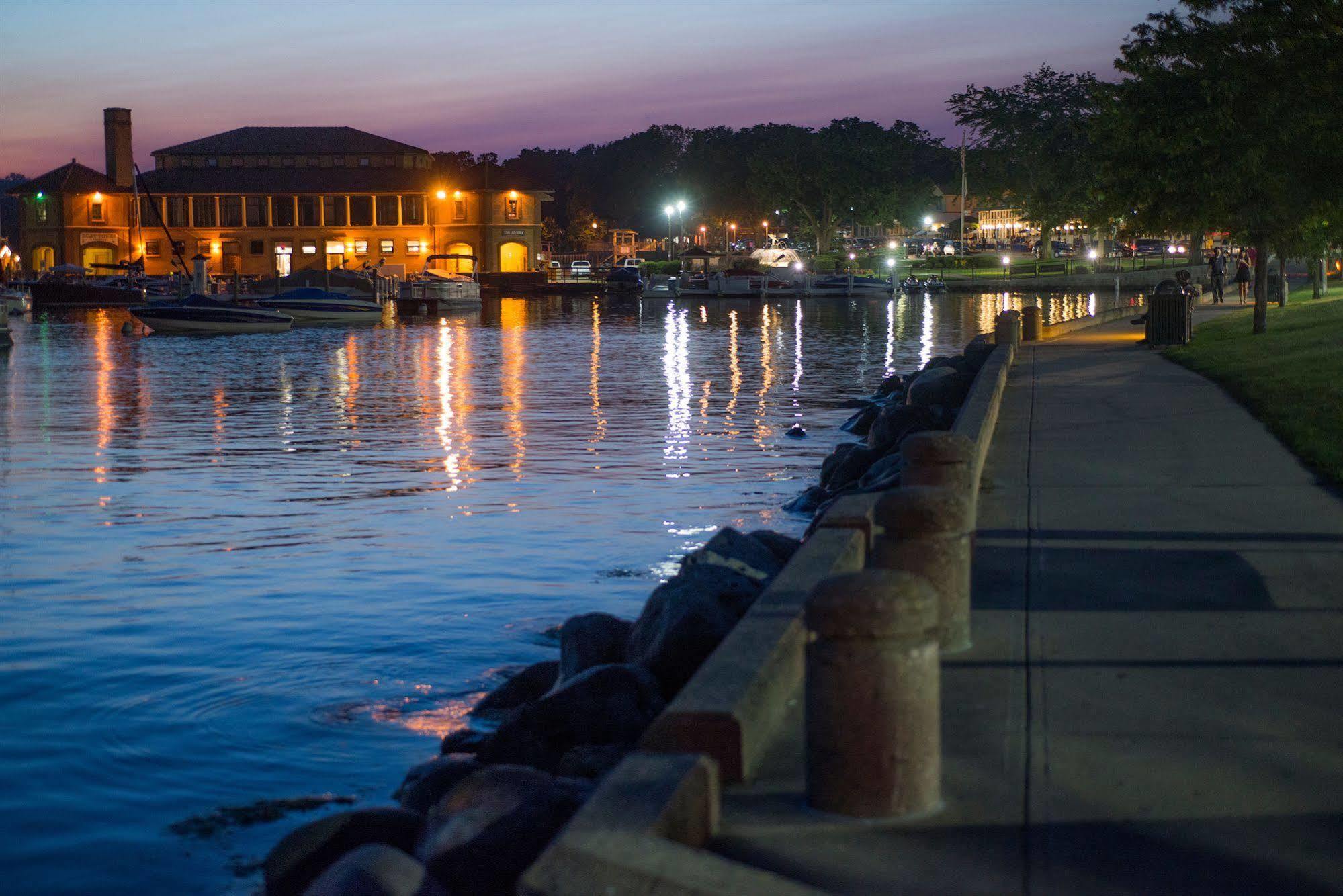 The Cove Of Lake Geneva Extérieur photo