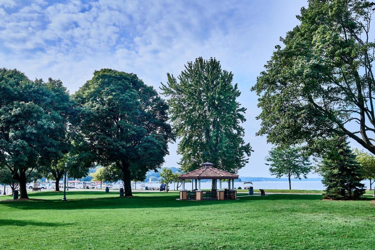The Cove Of Lake Geneva Extérieur photo